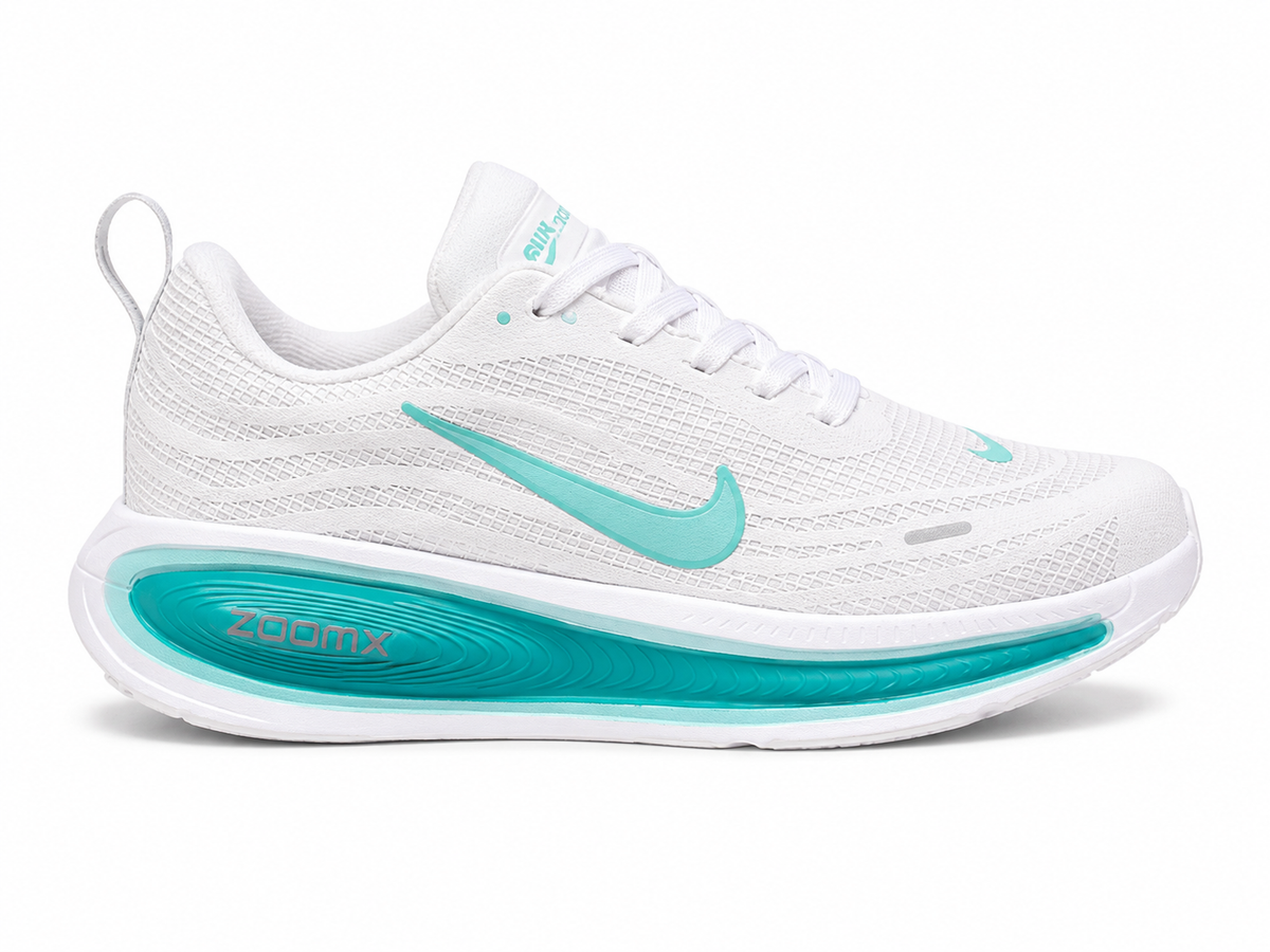 Tenis Run Vomero Plus